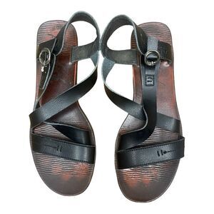 Blowfish Malibu Black Strappy Gladiator Sandals Ankle Strap Flat Size 11